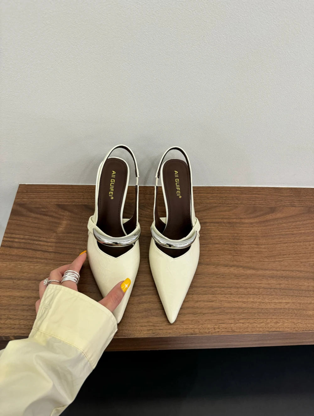 Women’s Pointed Toe Slingback High Heel Pumps