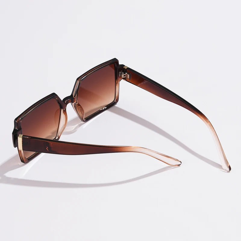 Square Large Frame Elegant Sunglasses