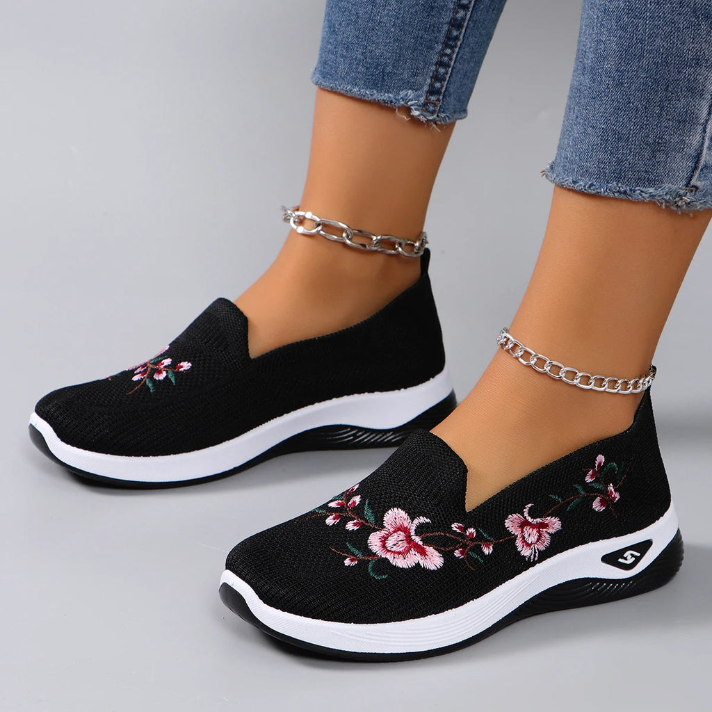 Women’s Breathable Lightweight Non-Slip Sports Shoes