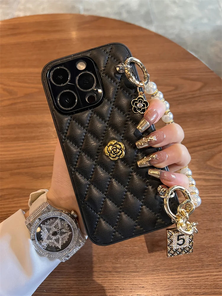 Elegant Luxury iPhone Case – Premium Fashion Protective Phone Cover