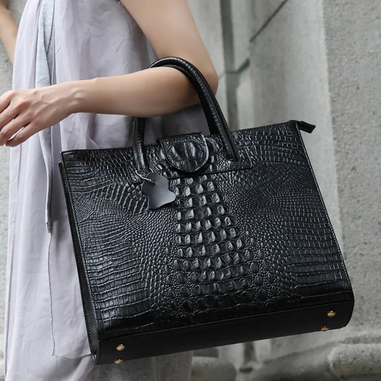 Large Crocodile Pattern Genuine Leather Shoulder Bag