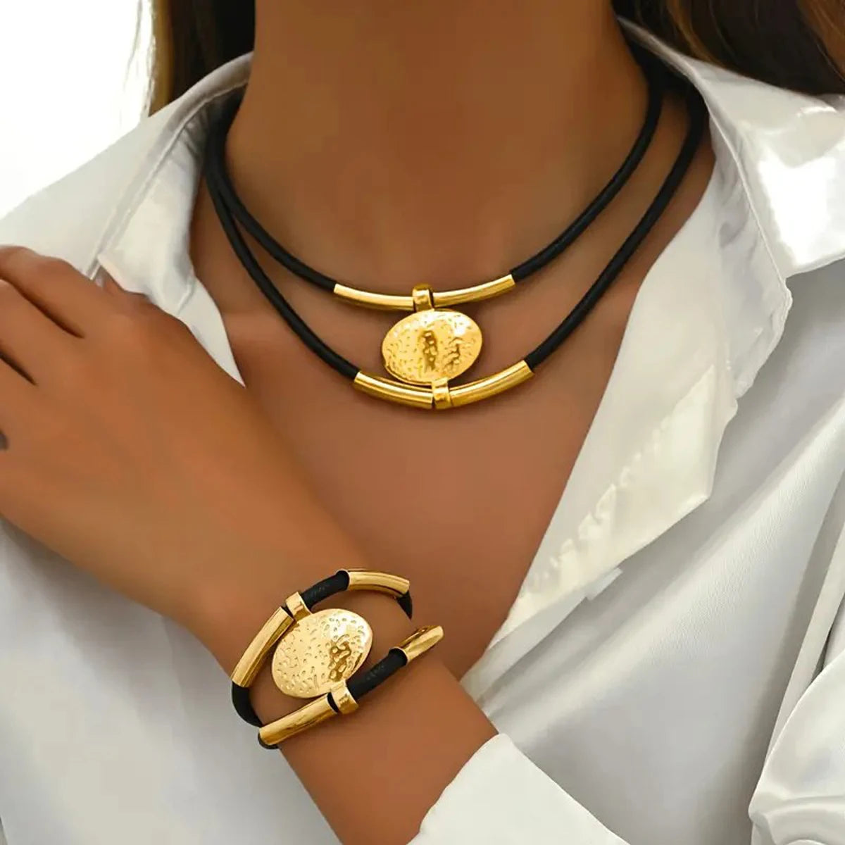 Vintage Oval Metal Faux Leather Necklace Bracelet Jewelry Set