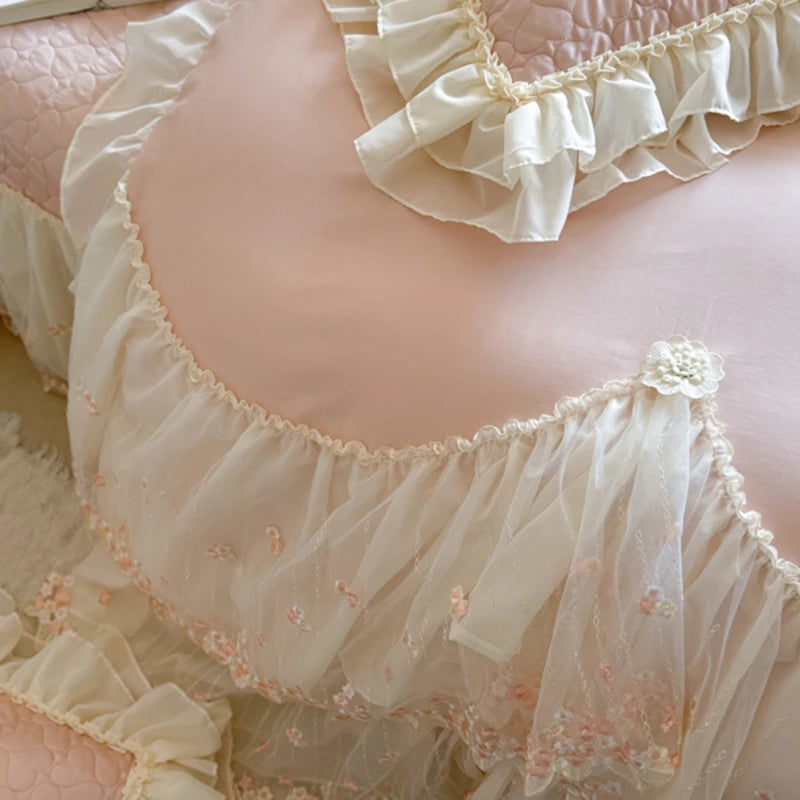 Elegant White/Pink Lace Ruffle Egyptian Cotton Bedding Set
