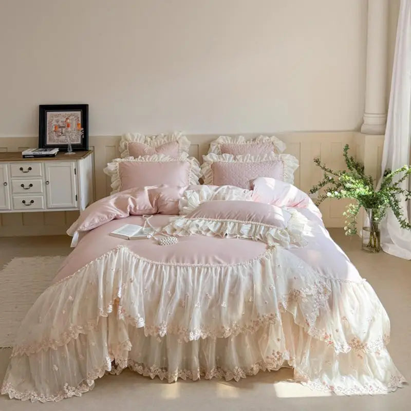 Elegant White/Pink Lace Ruffle Egyptian Cotton Bedding Set