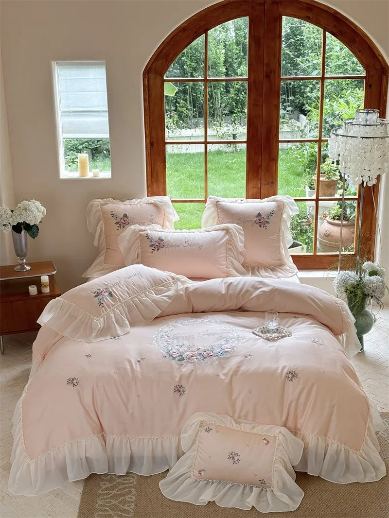 100% Egyptian Cotton Floral Embroidery Luxurious Bedding Set