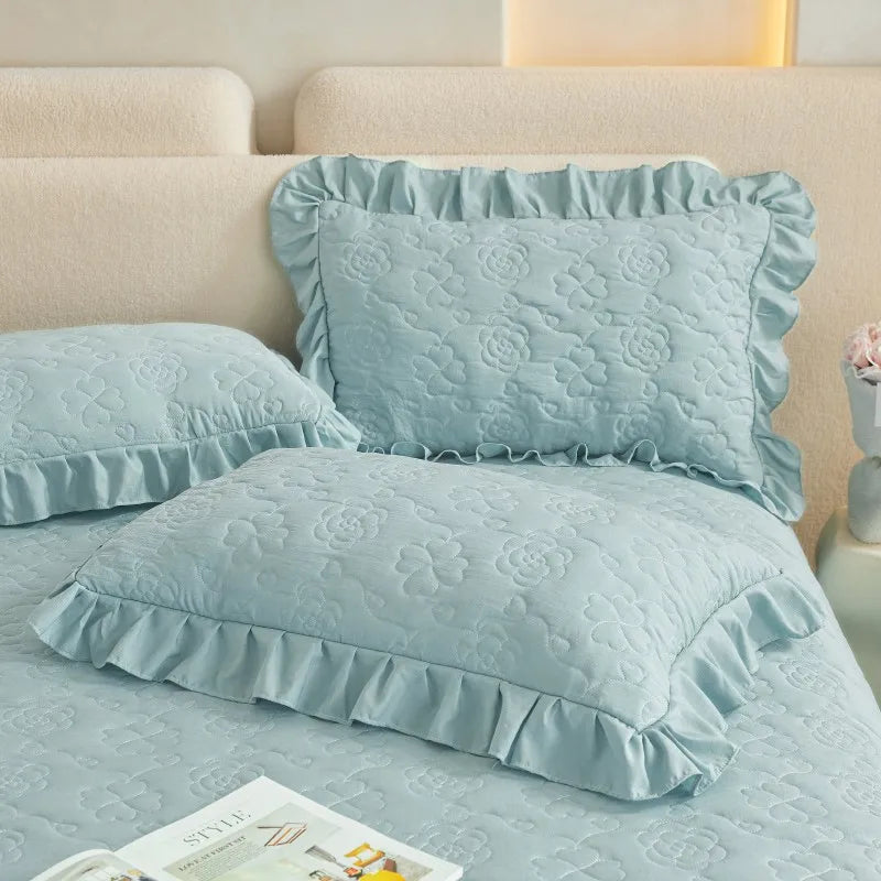 Floral Embossed White Lace Coverlet Bedspread with 2 Pcs Pillow Shams