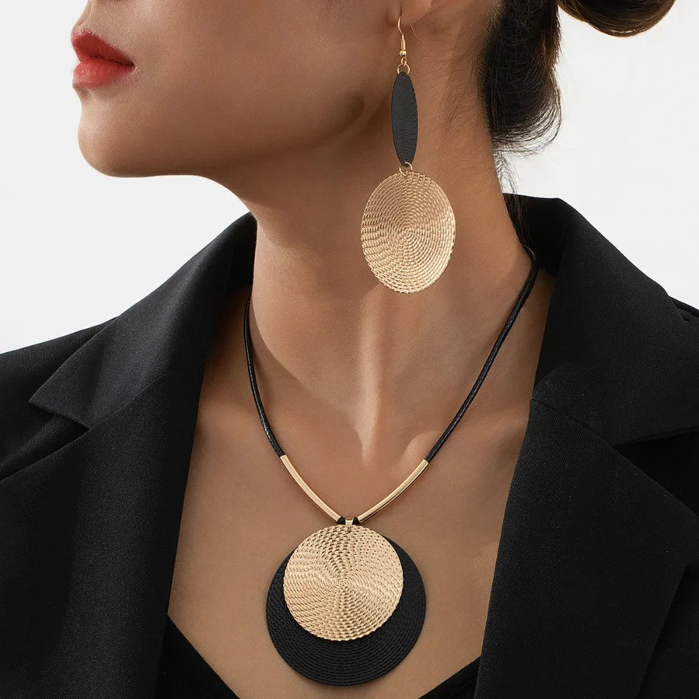 Unique Large Round Vintage Pendant Necklace Earrings Jewelry