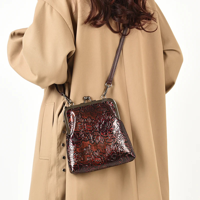 Vintage Women’s Shoulder Handbag