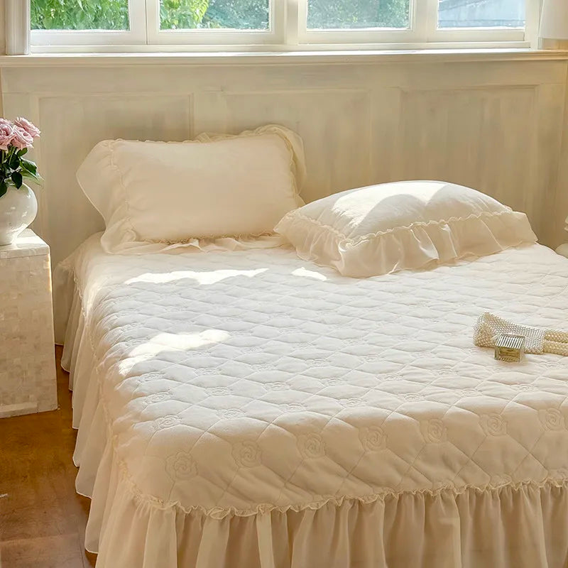 Luxurious  Velvet 3D Roses Bedding Set