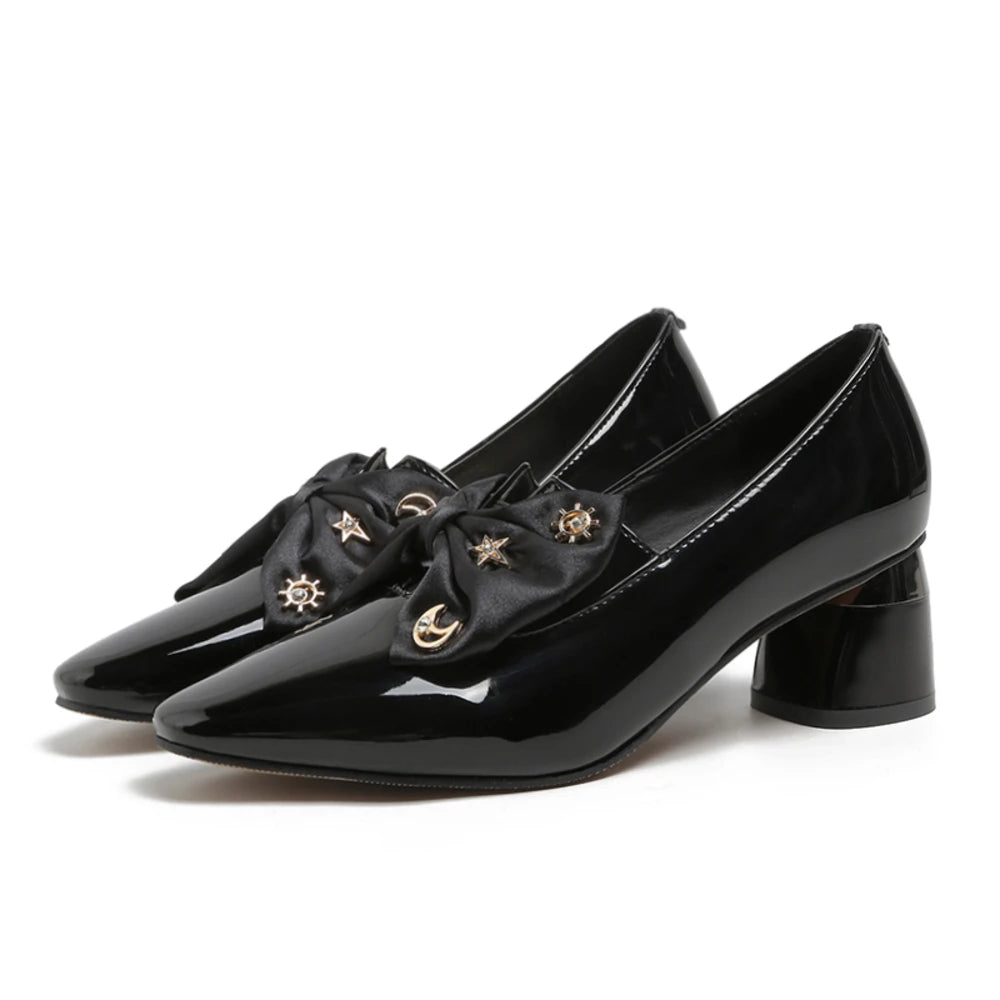 Women’s Pointed Toe Pumps with Bow